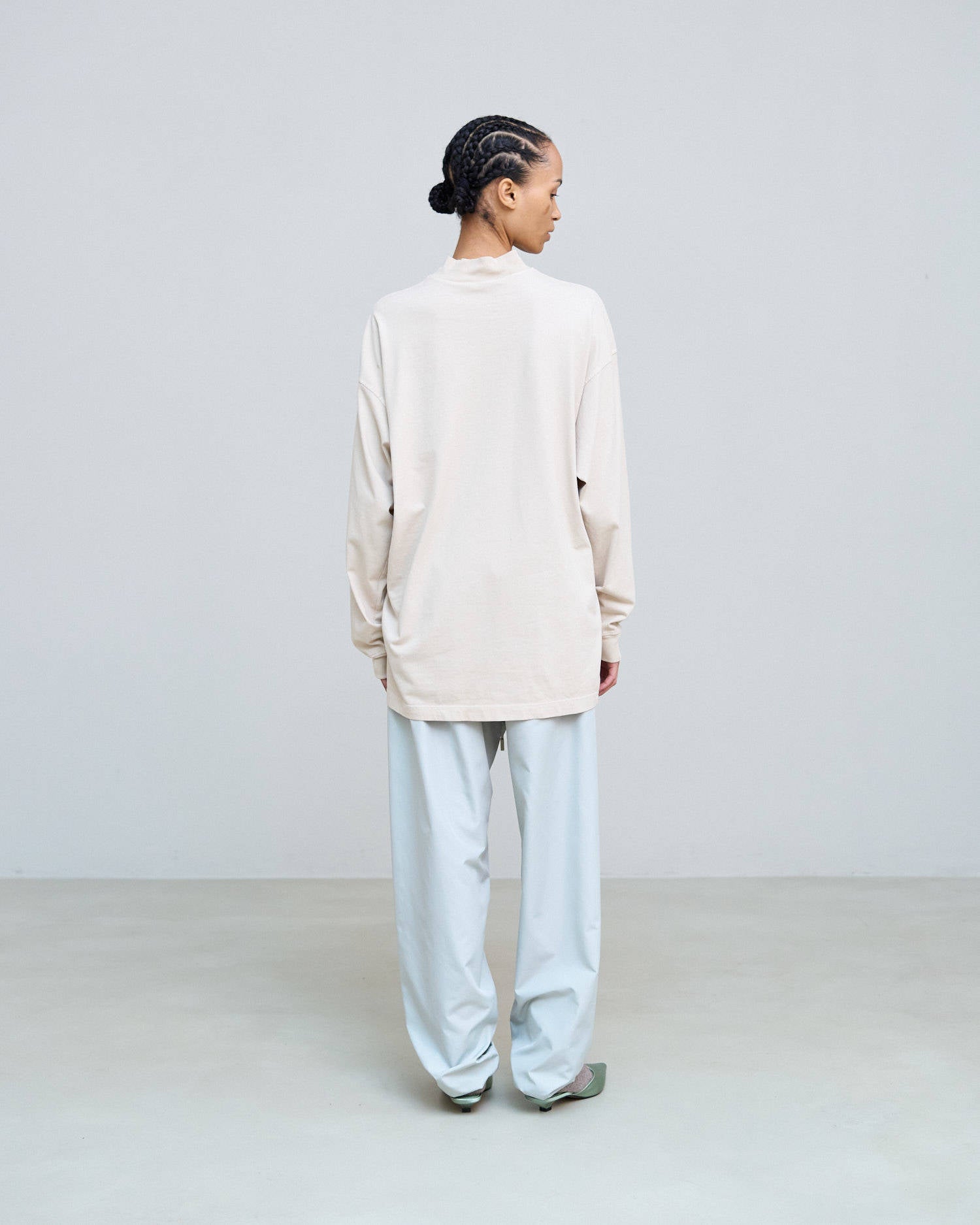 T-SHIRT A MANICA LUNGA CON RICAMO Sand